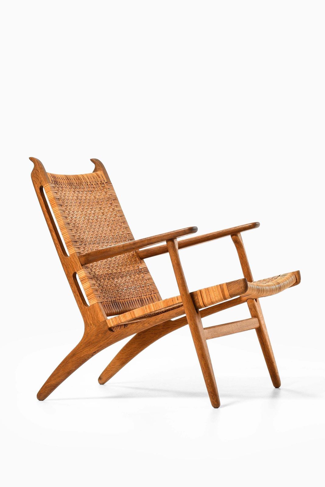 Easy Chair In Cane And Oak By Hans Wegner, 1949 photo buy