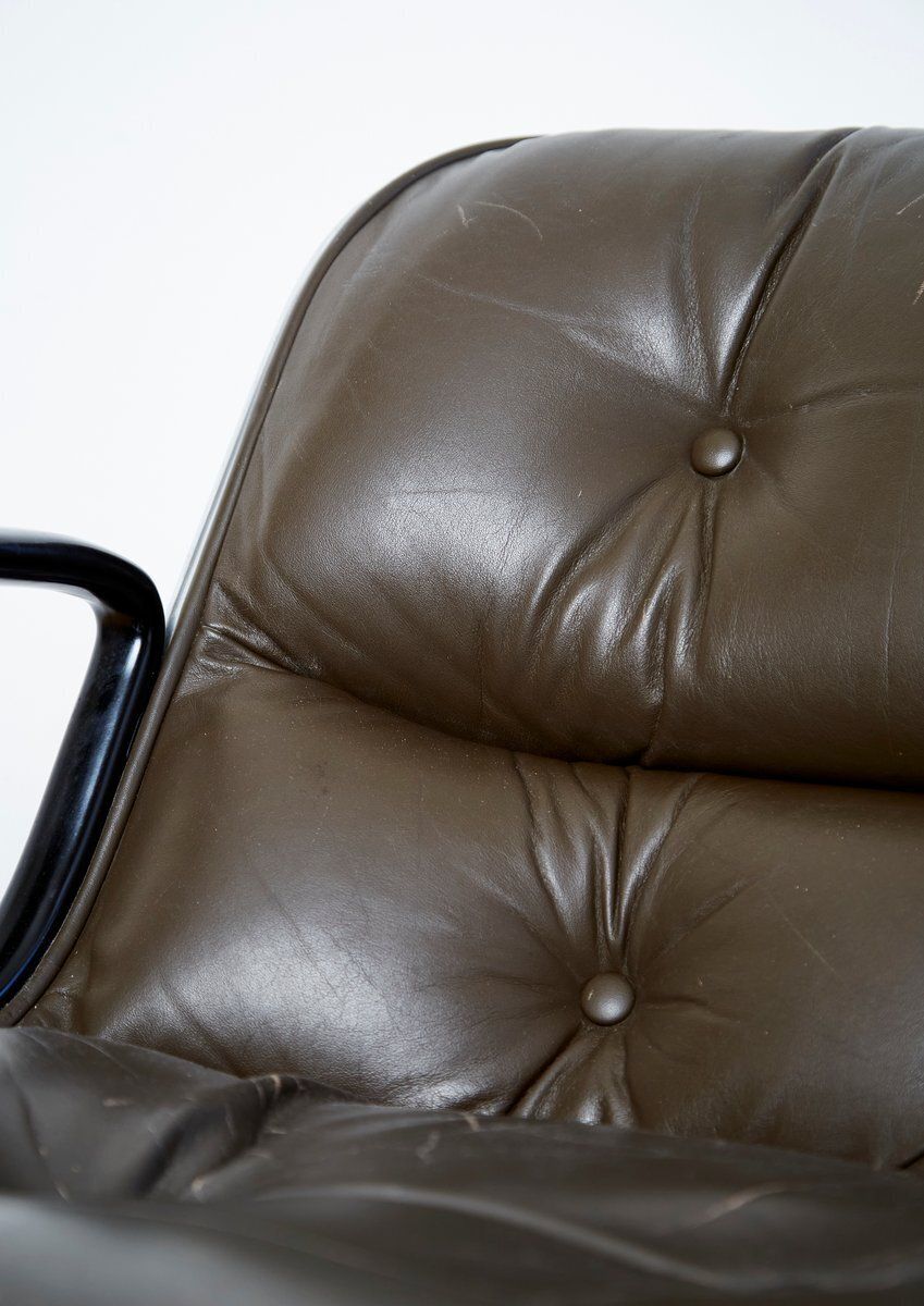 photo for sale Executive Chair By Charles Pollock For Knoll International, 1960s