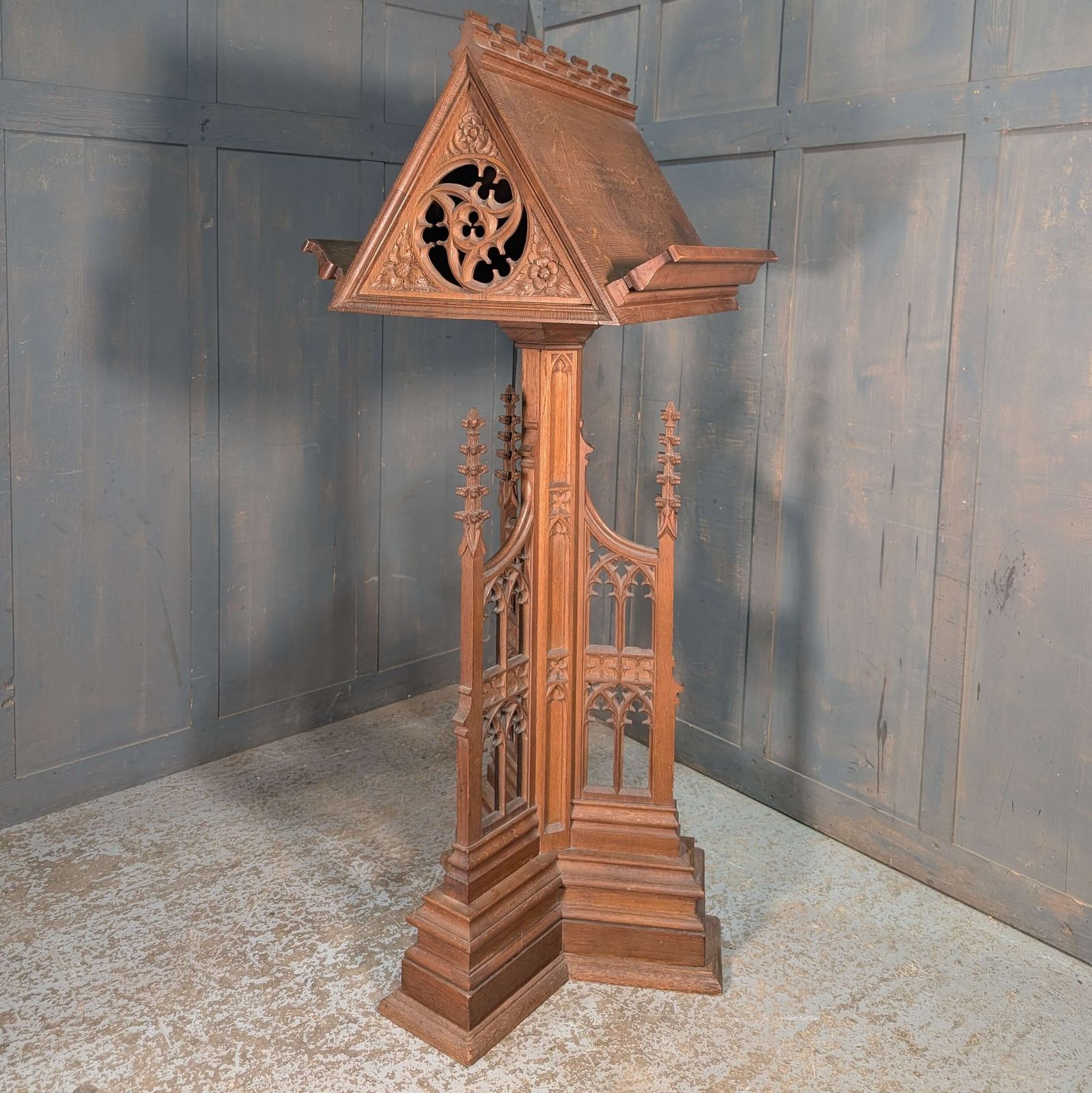 1930’s Vintage Highly Carved Gothic Oak ‘Pigeon Coop’ Church Lectern