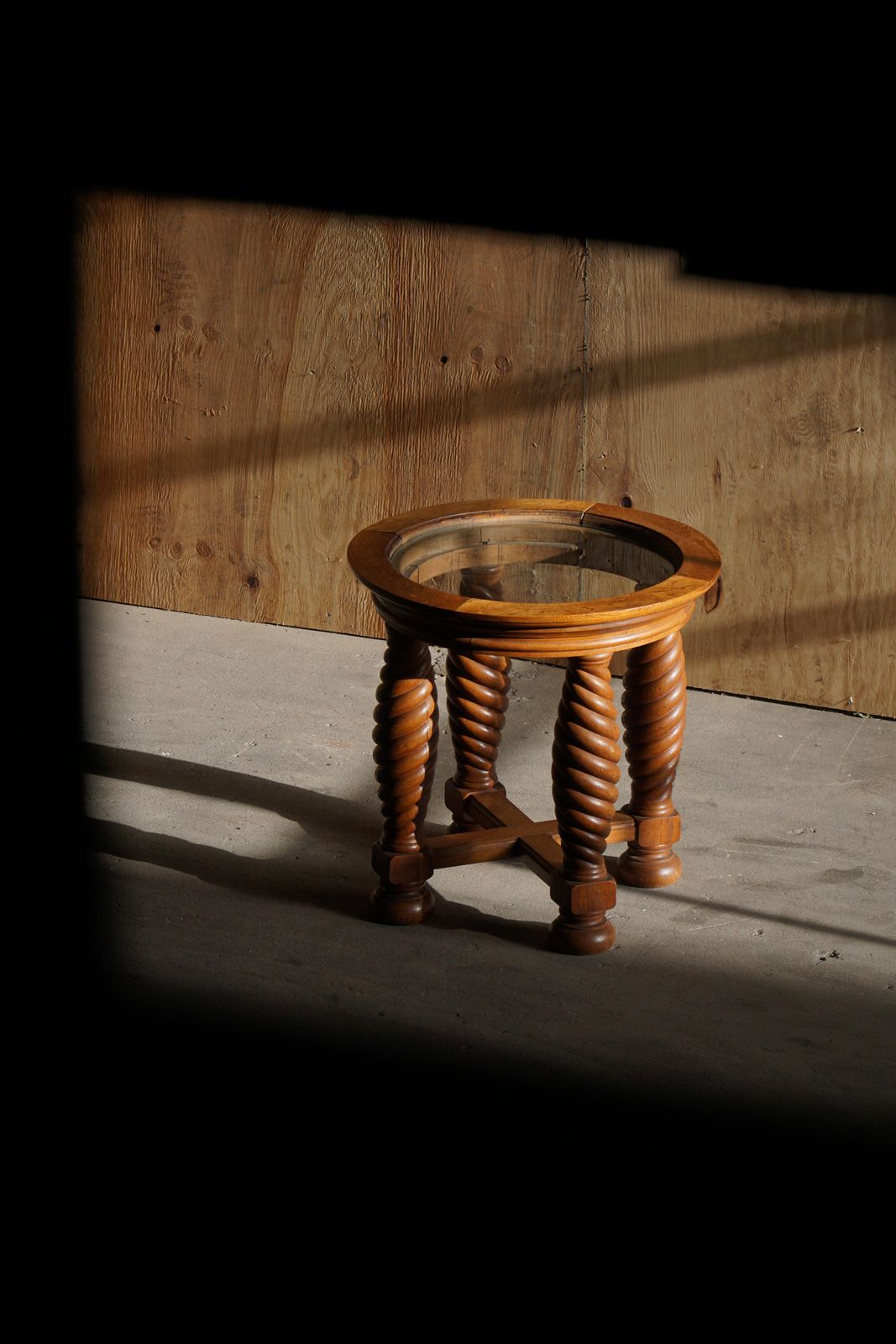 Danish Mid Century Modern, Oak Table With Spiral Turned Legs & Glass Top, 1950s photo 4344.0