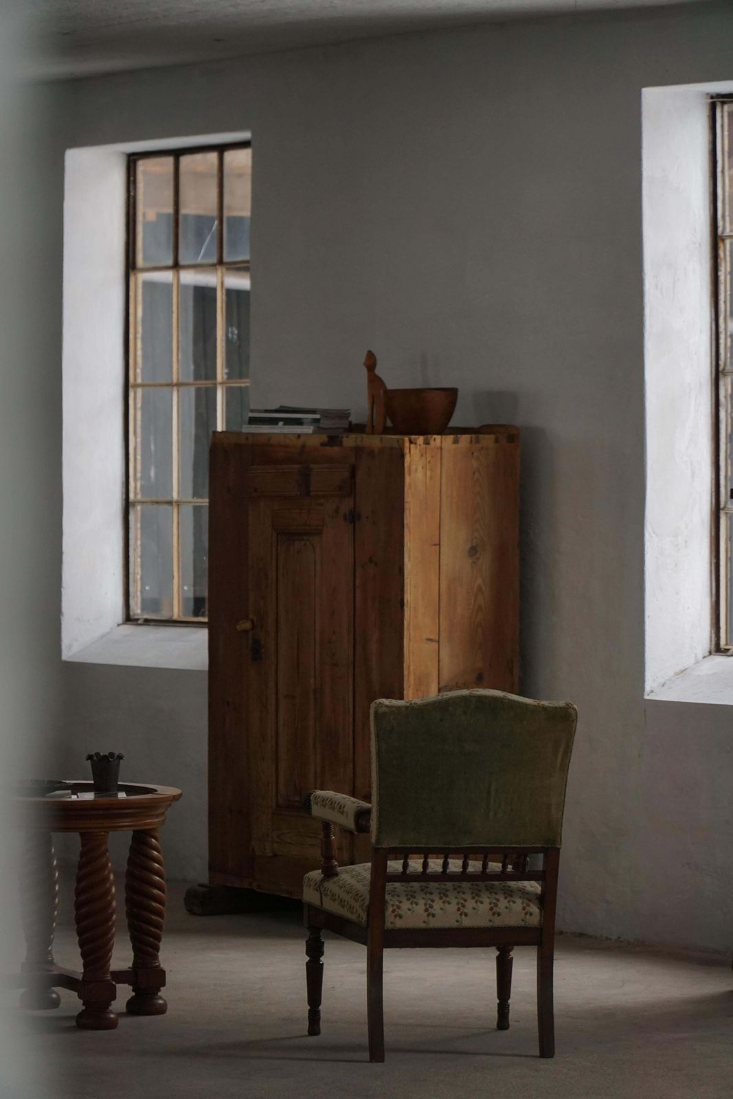 Danish Modern Armchair In Turned Wood With Floral Upholstery, Early 20th Century photo 1526.0
