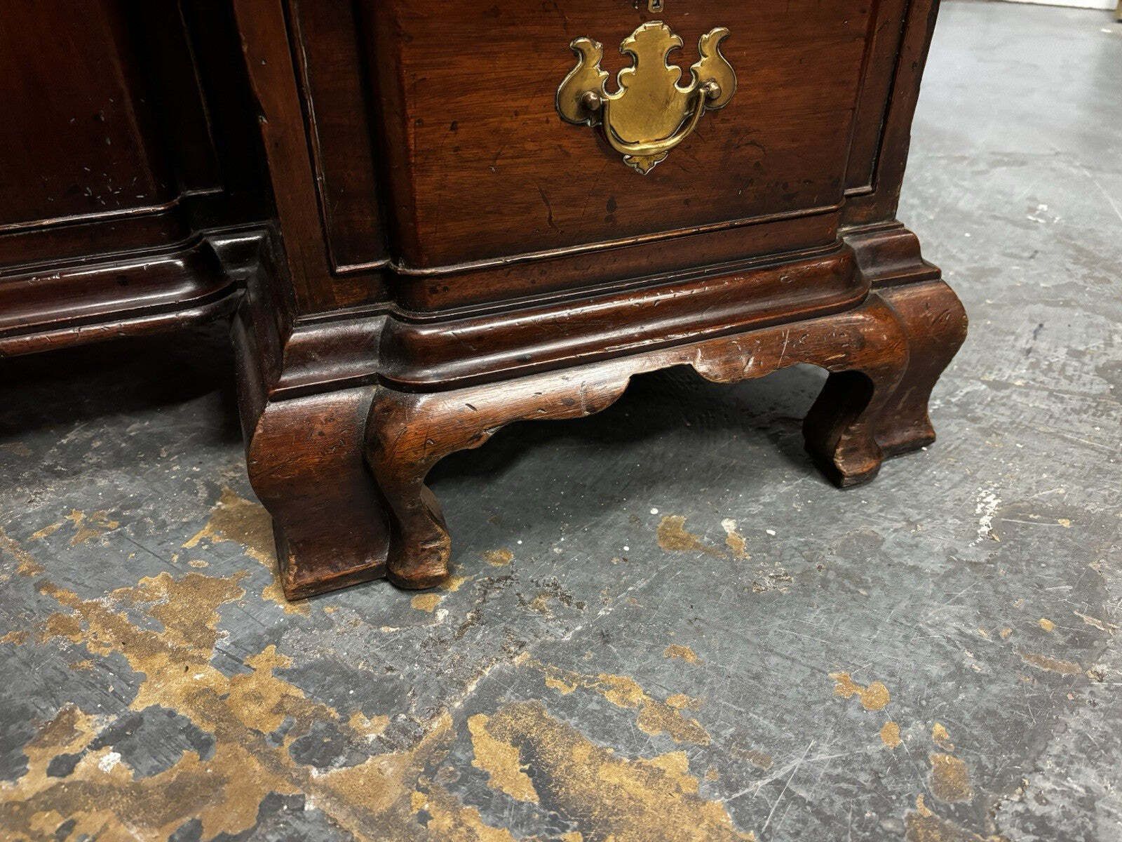 photo furniture Antique Mahogany Rhode Island Desk, In The Style Of John Townsend.