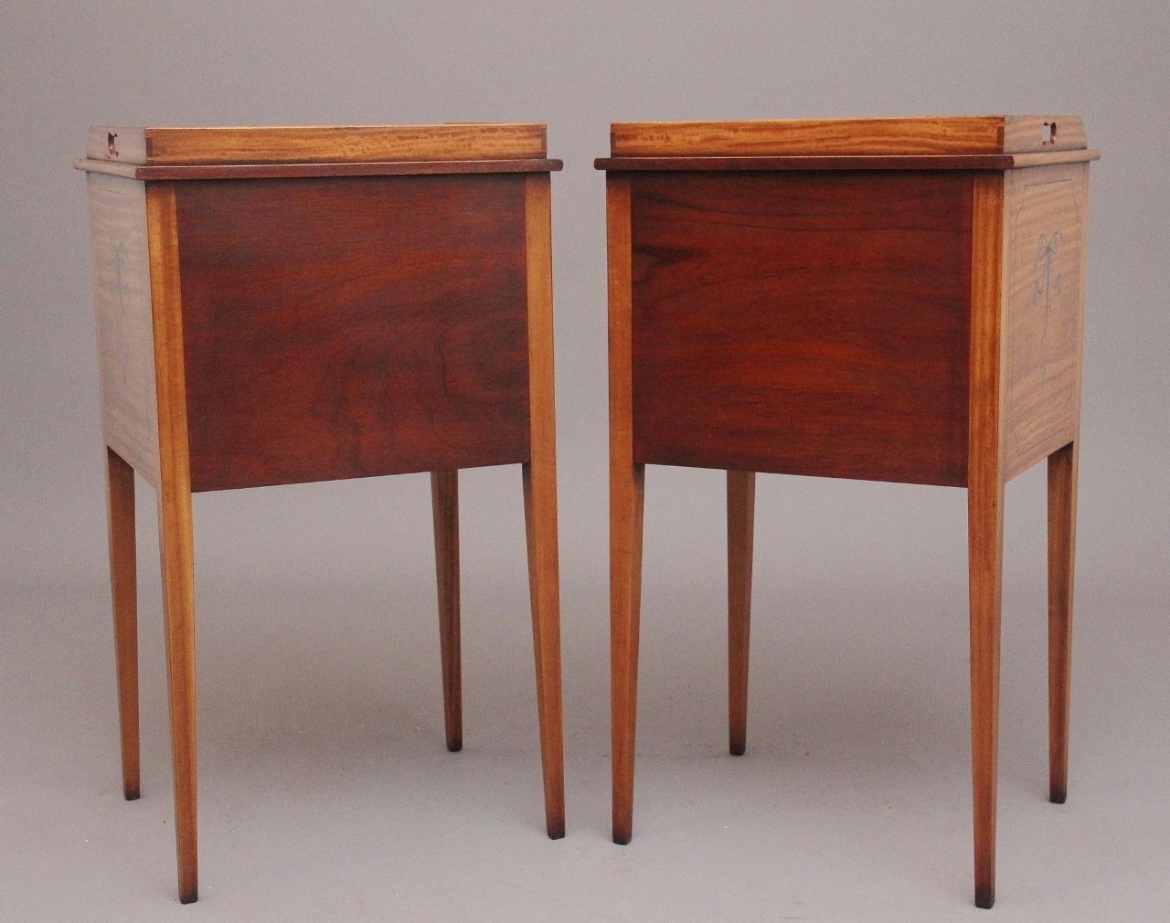 photo furniture Pair Early 20th Century Satinwood Bedside Cabinets In The Sheraton Style