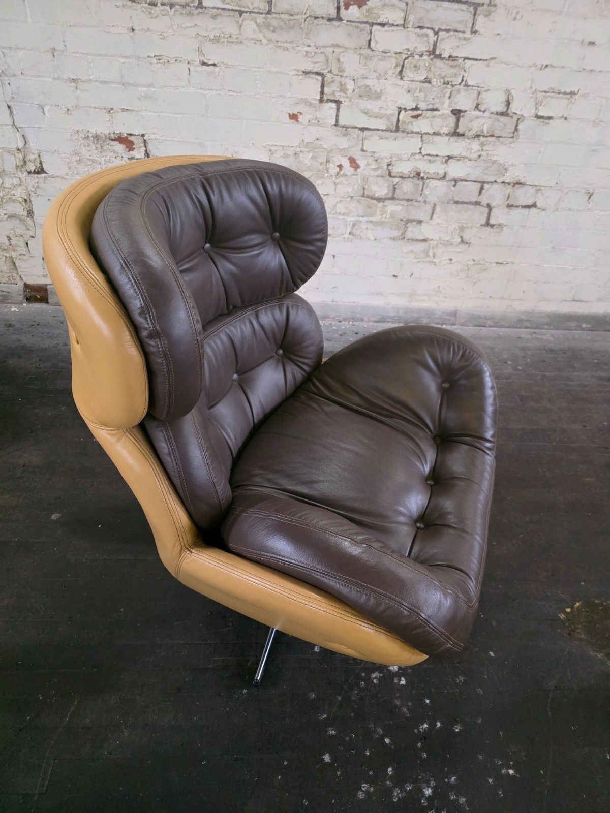photo furniture Original Mid Century 1970s Lounge Chair With Footstool In Leather