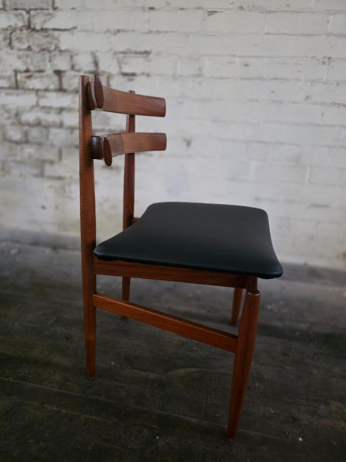 2800.0 Set Of 6 Danish Teak Mid Century Model 30 Dining Chairs By Poulm Hundevad photo