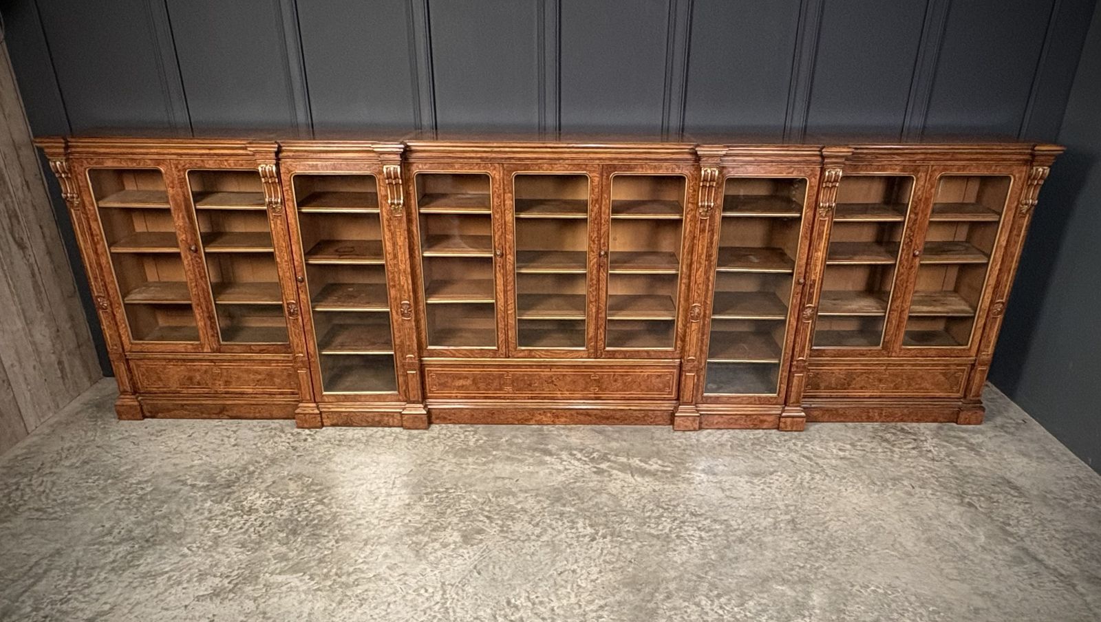 Impressive Large Pollard Oak Library Bookcase photo vinterior