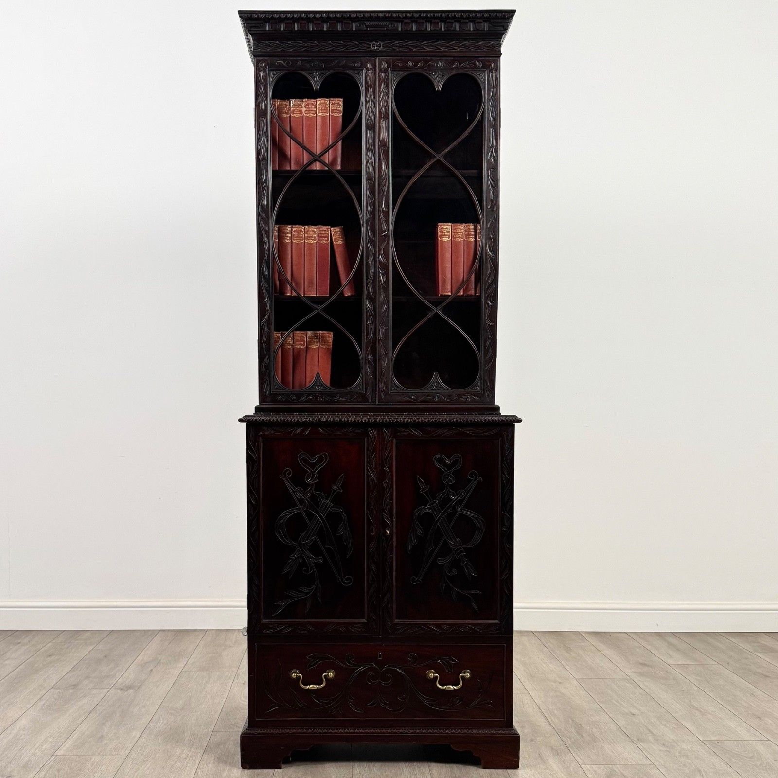 Antique 19th Century Good Quality Cabinet In Mahogany