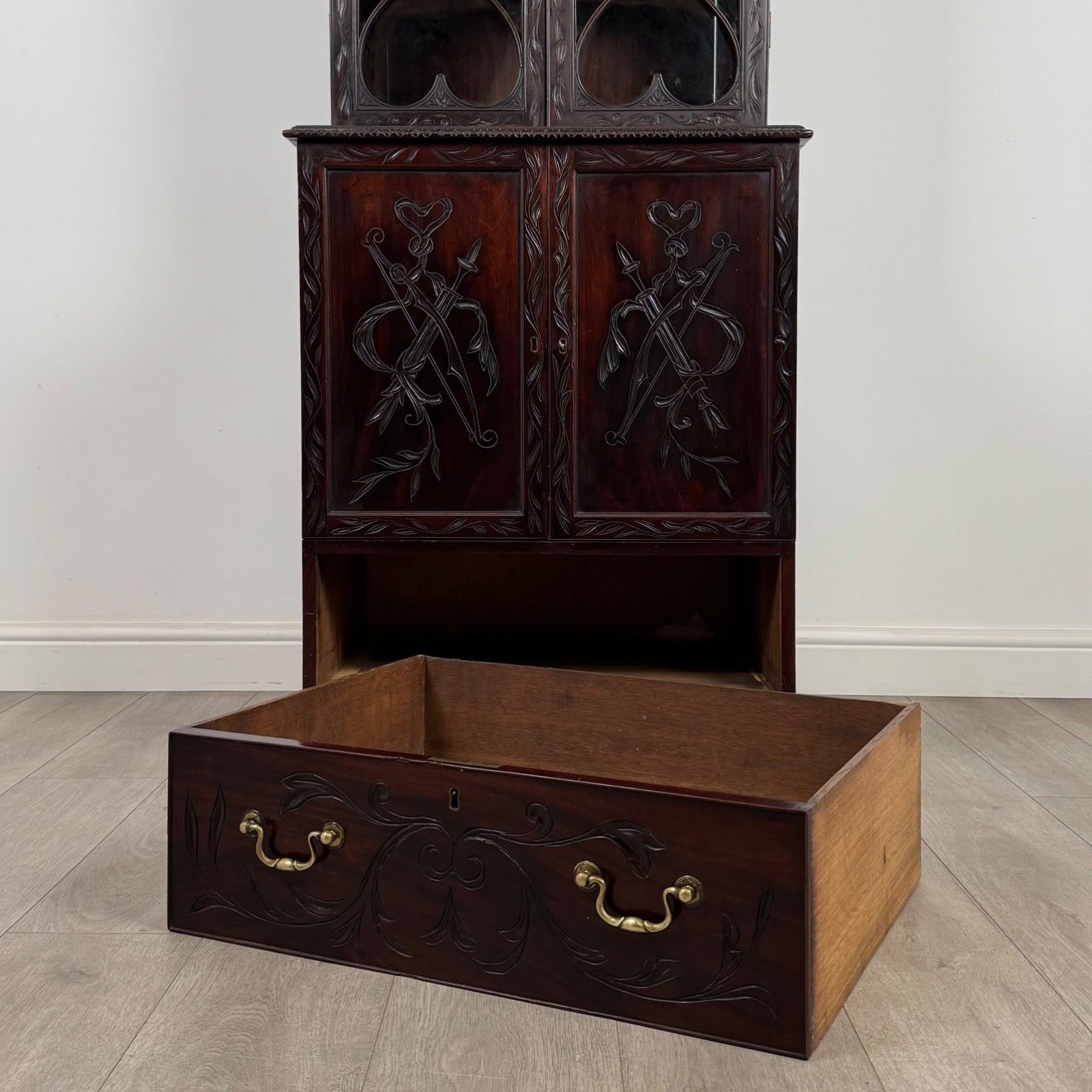 Furniture Antique 19th Century Good Quality Cabinet In Mahogany photo