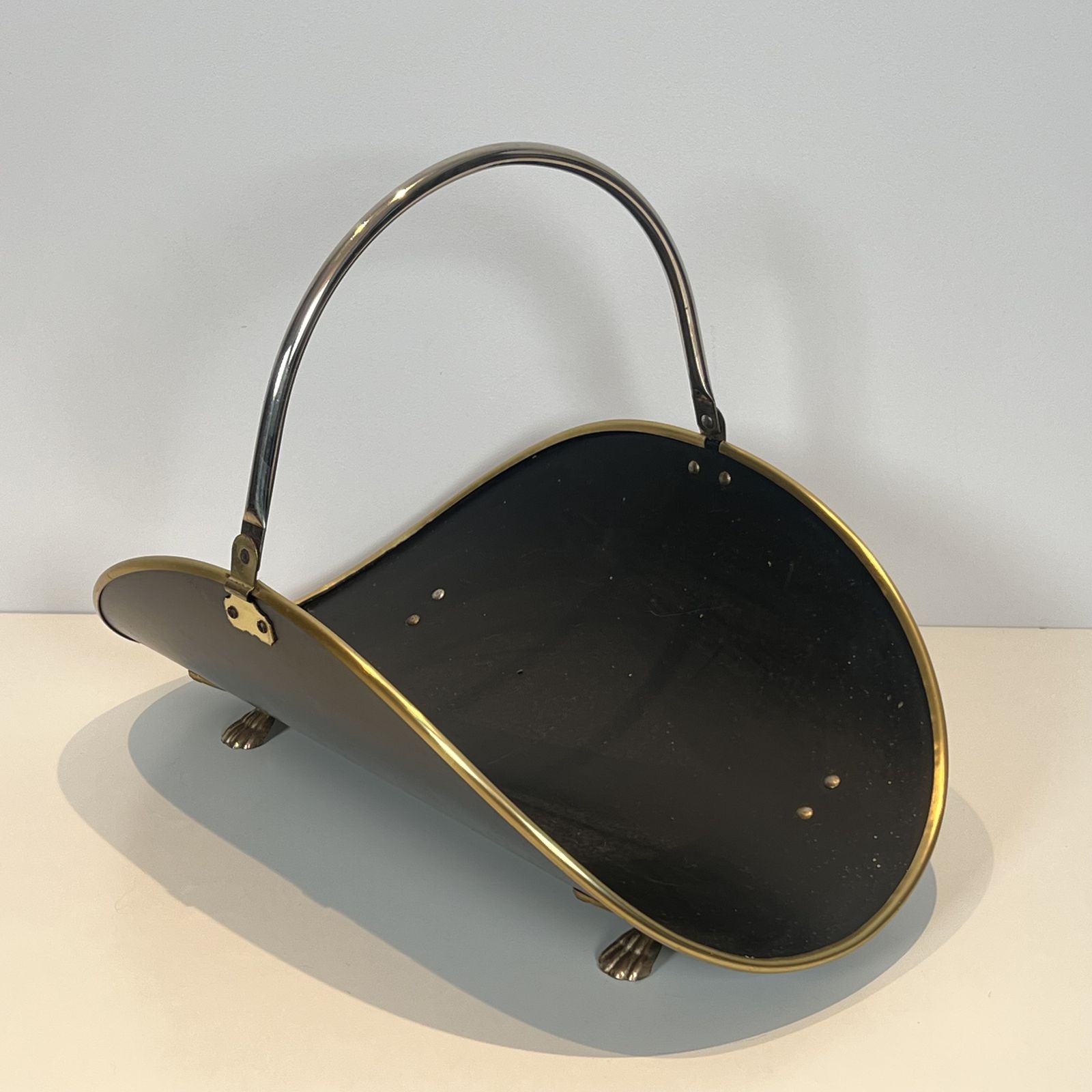 photo vinterior Neoclassical Style Log Holder In Brass And Black Lacquered Brass