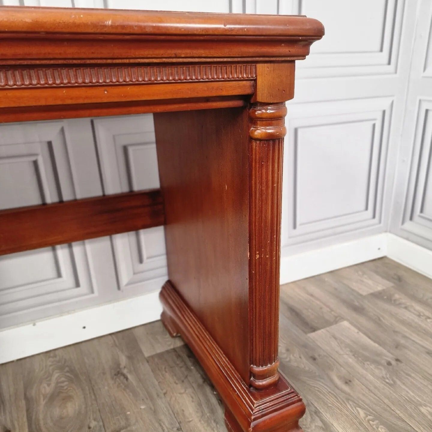 Antique Style Desk Dresser Wood Single Pedestal Writing Home Office  Drawer photo Furniture