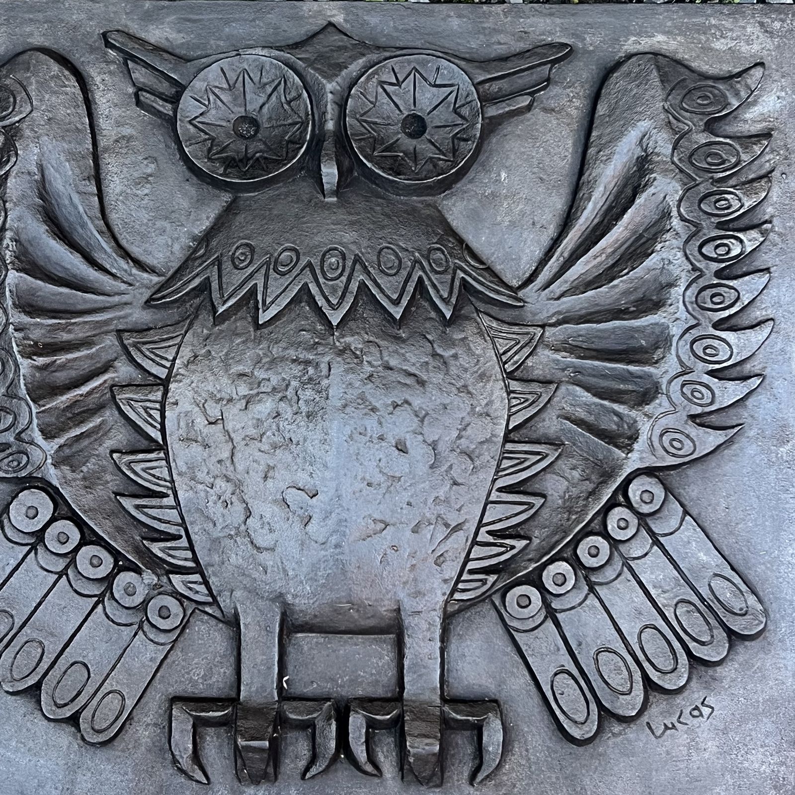 photo vinterior Modernist Cast Iron Fireplace Backplate, Owl Design, Signed Lucas By The Stern Foundry