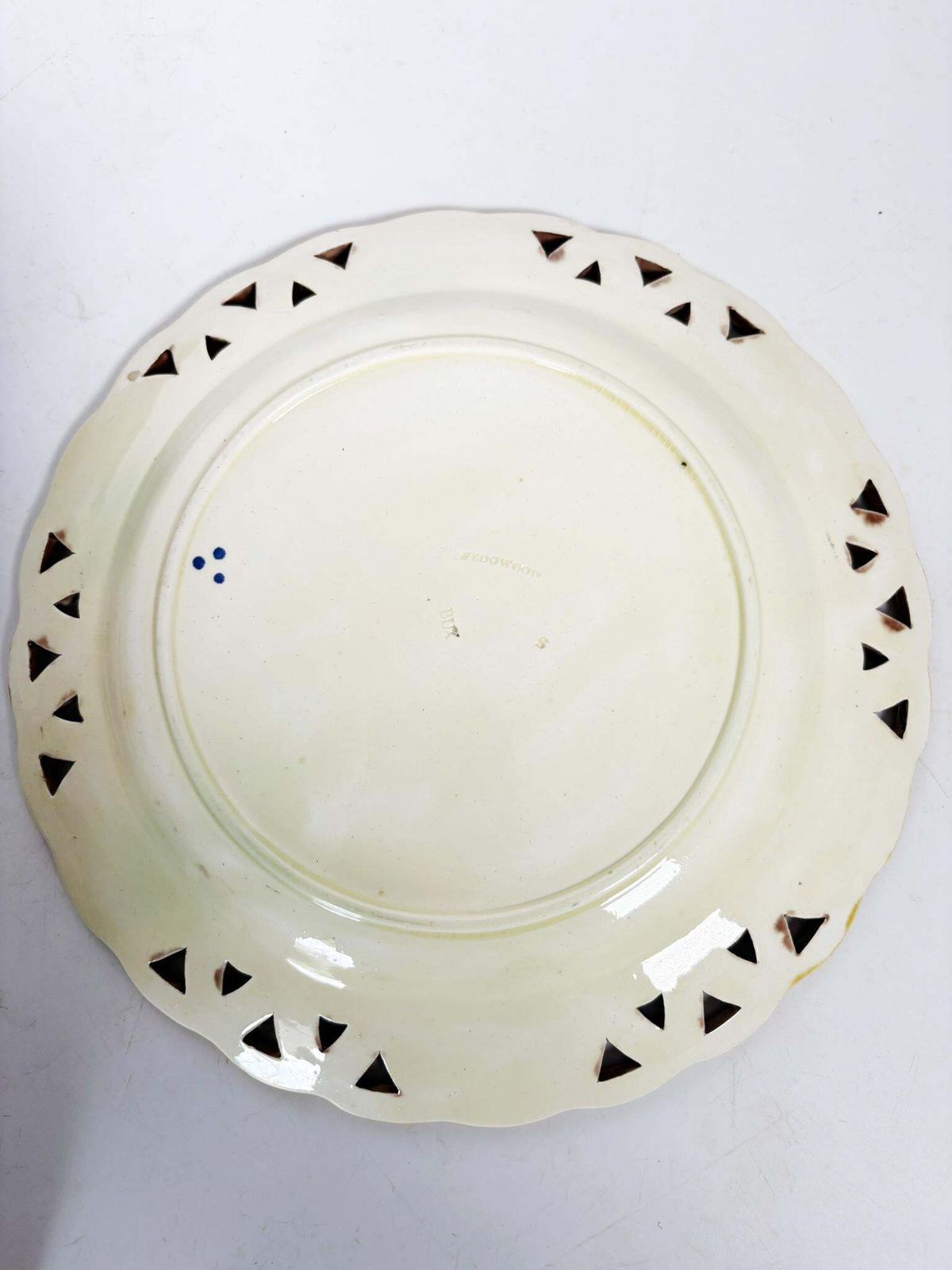photo vinterior Set Of 2 Majolica Plates, Early 20th Century And An Earthenware Dish, France