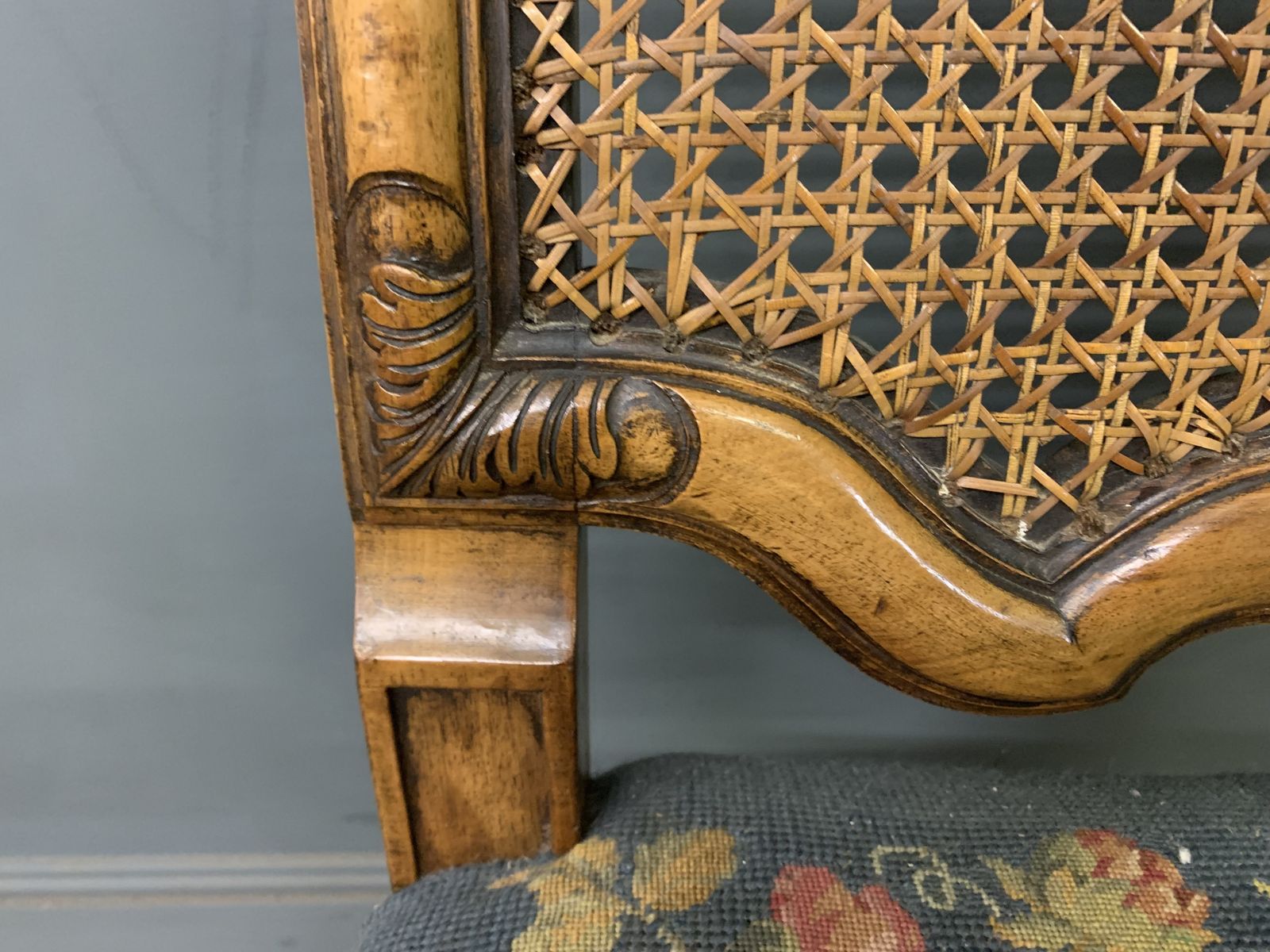 photo furniture Pair Of William & Mary Style Chairs By Waring & Gillow