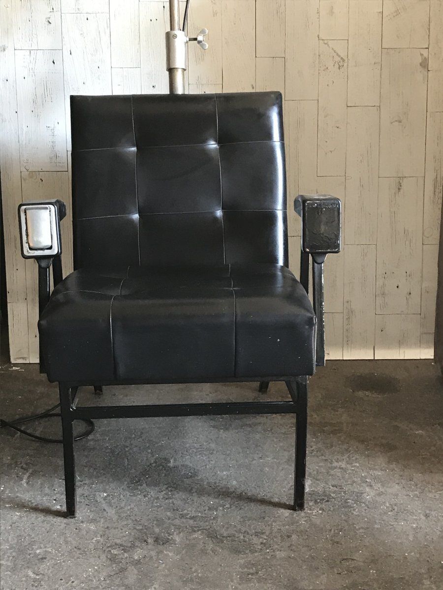 Mid Century Leather & Metal Hairdresser's Swivel Chair, 1960 photo 1005.0