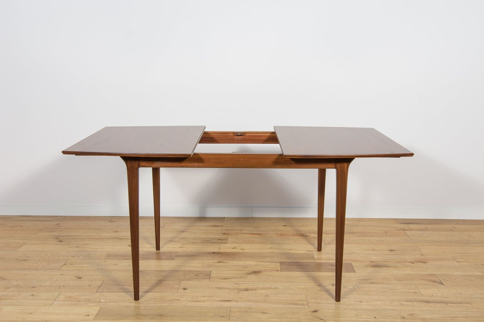 1511.0 Mid Century Teak Extendable Dining Table From McIntosh, United Kingdom, 1960s photo