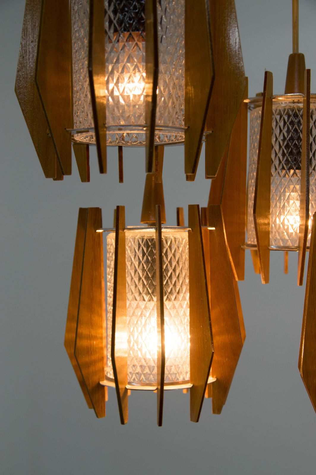 1970s Czechoslovakian Chandelier & Wall Lamp By Dřevo Humpolec photo vinterior