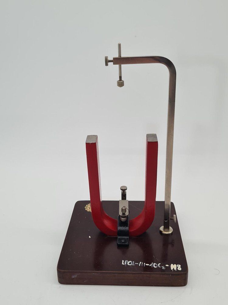 Vintage Polish Aid Demonstration Model With Magnet, 1960s photo vintage