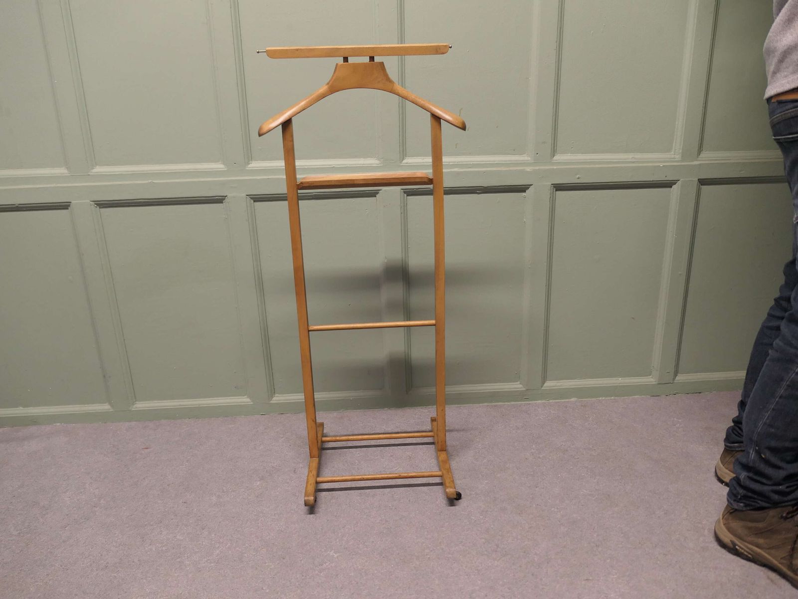 Good Sturdy Art Deco Gentleman’s Floor Standing Valet Or Suit Hanger A Very Useful Piece photo 450.0