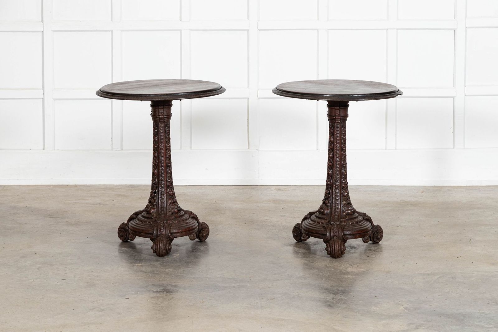 photo vintage Pair English 19thc Mahogany Painted Cast Iron Tavern Tables