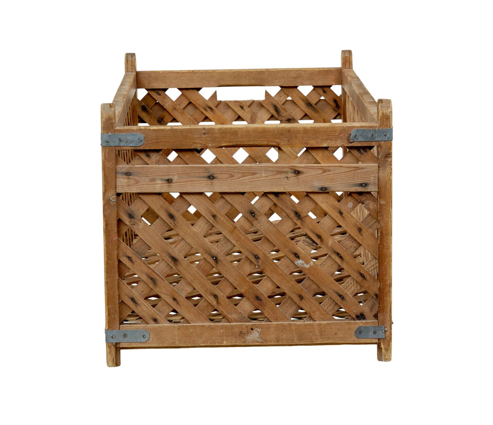 19th Century Scandinavian Pine Log Basket photo vinterior