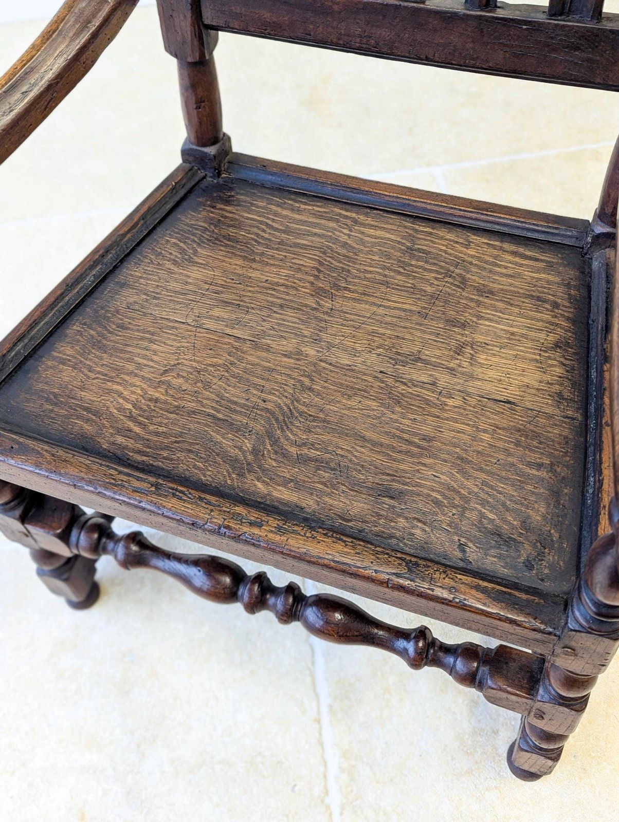 photo furniture Antique William And Mary Oak Armchair C.1700