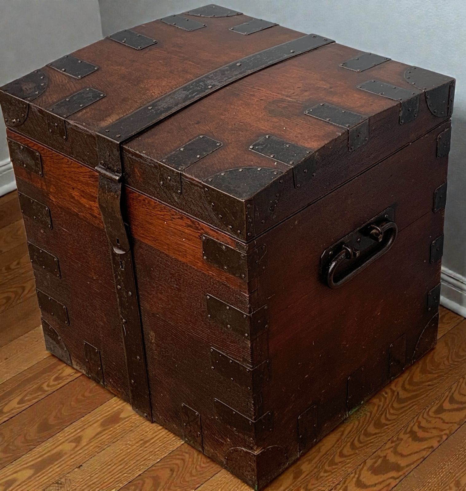 Antique Oak, Bound Iron Storage Trunk, Silver Chest, Campaign Chest, C 1800's. photo 897.0