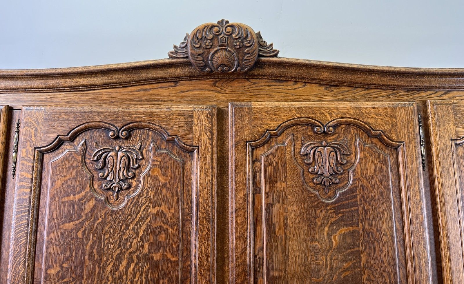 Wardrobe Vintage French Louis XVI Style Oak Four Door Carved Armoire Lot 4827 photo vinterior