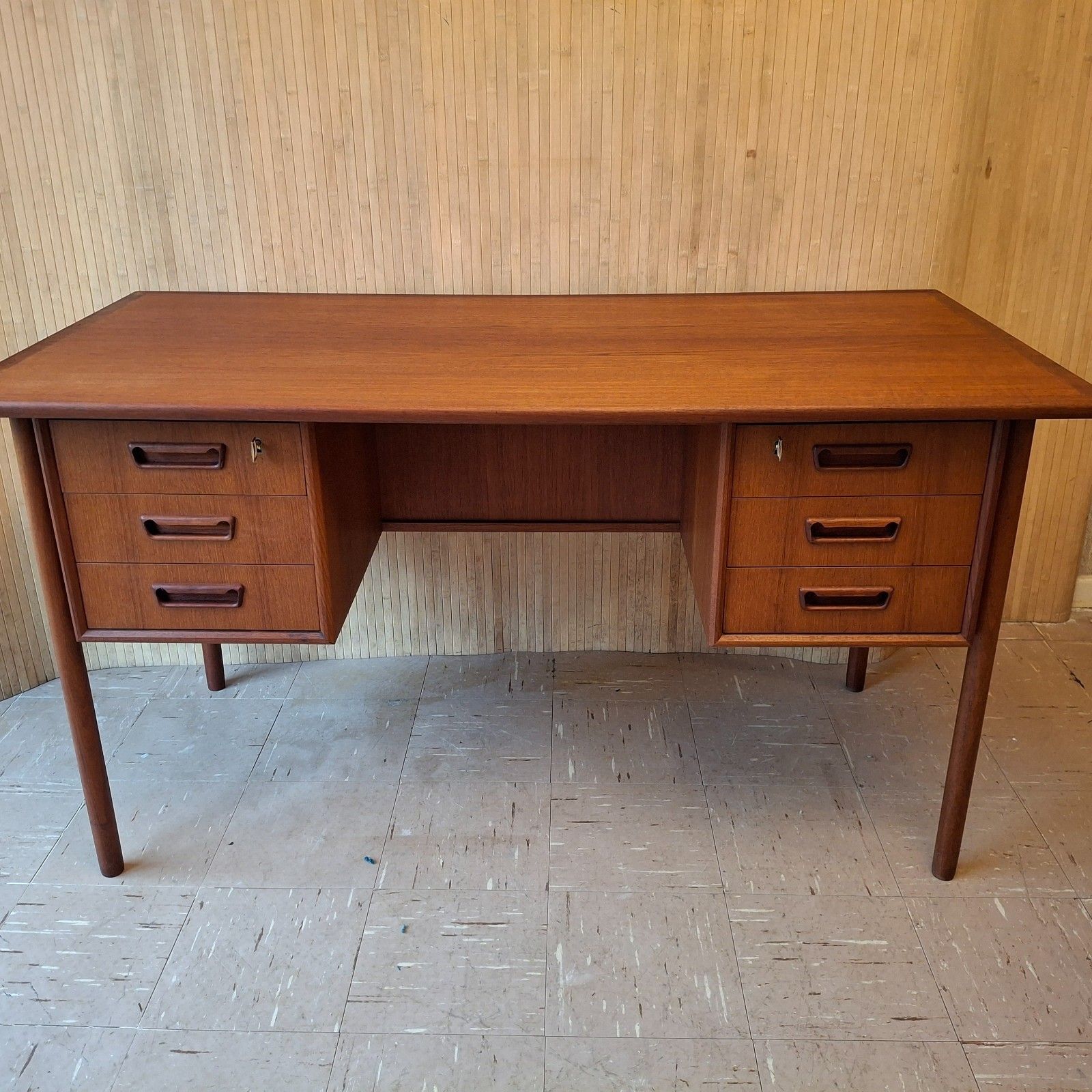 Fab 60s Mid Century Modern Danish Gunner Nielsen Tibergaard Teak Desk W/ 2 Keys photo furniture