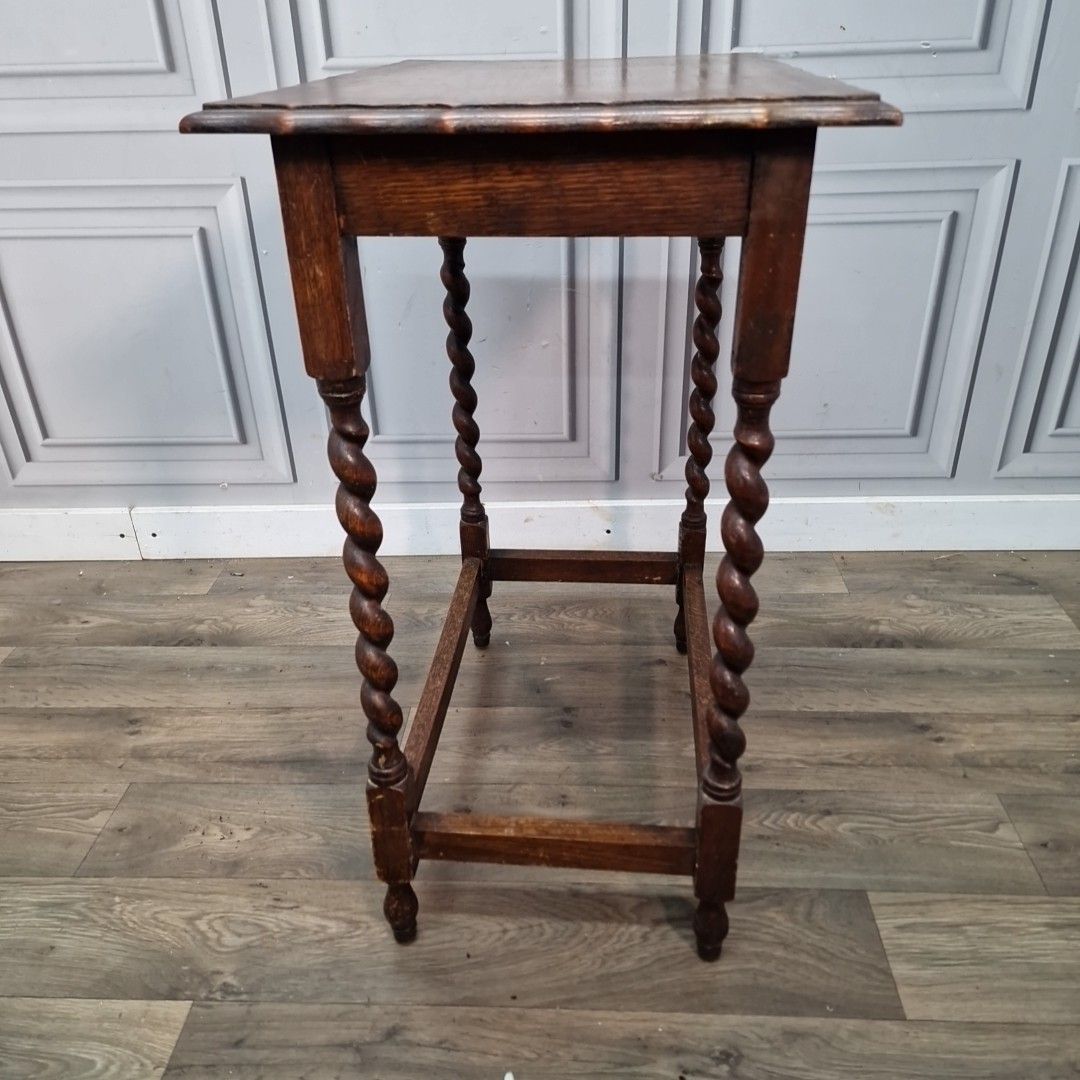 160.0 Antique Oak Hall Table – Solid Wood Barley Twist Legs – Jacobean Style Lamp Side photo