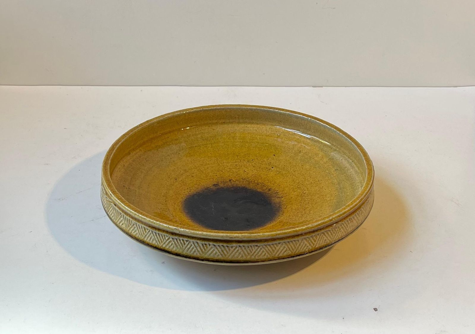 Vintage Stoneware Dish In Okra Yellow Glaze By Nils A. Kähler For Hak, 1970s photo Home Decor