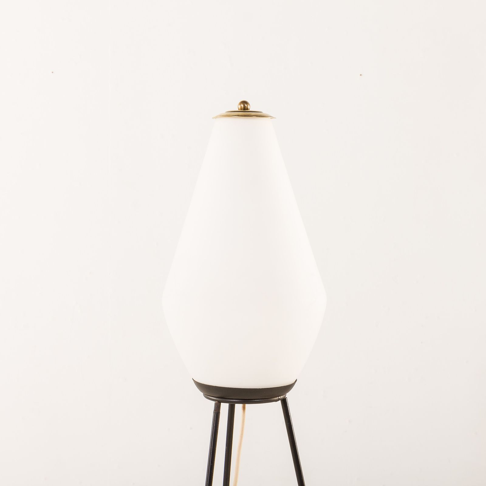 Italian Mid Century Floor Lamp With A Newspaper Rack In Stilnovo Style, 1960s photo 853.0