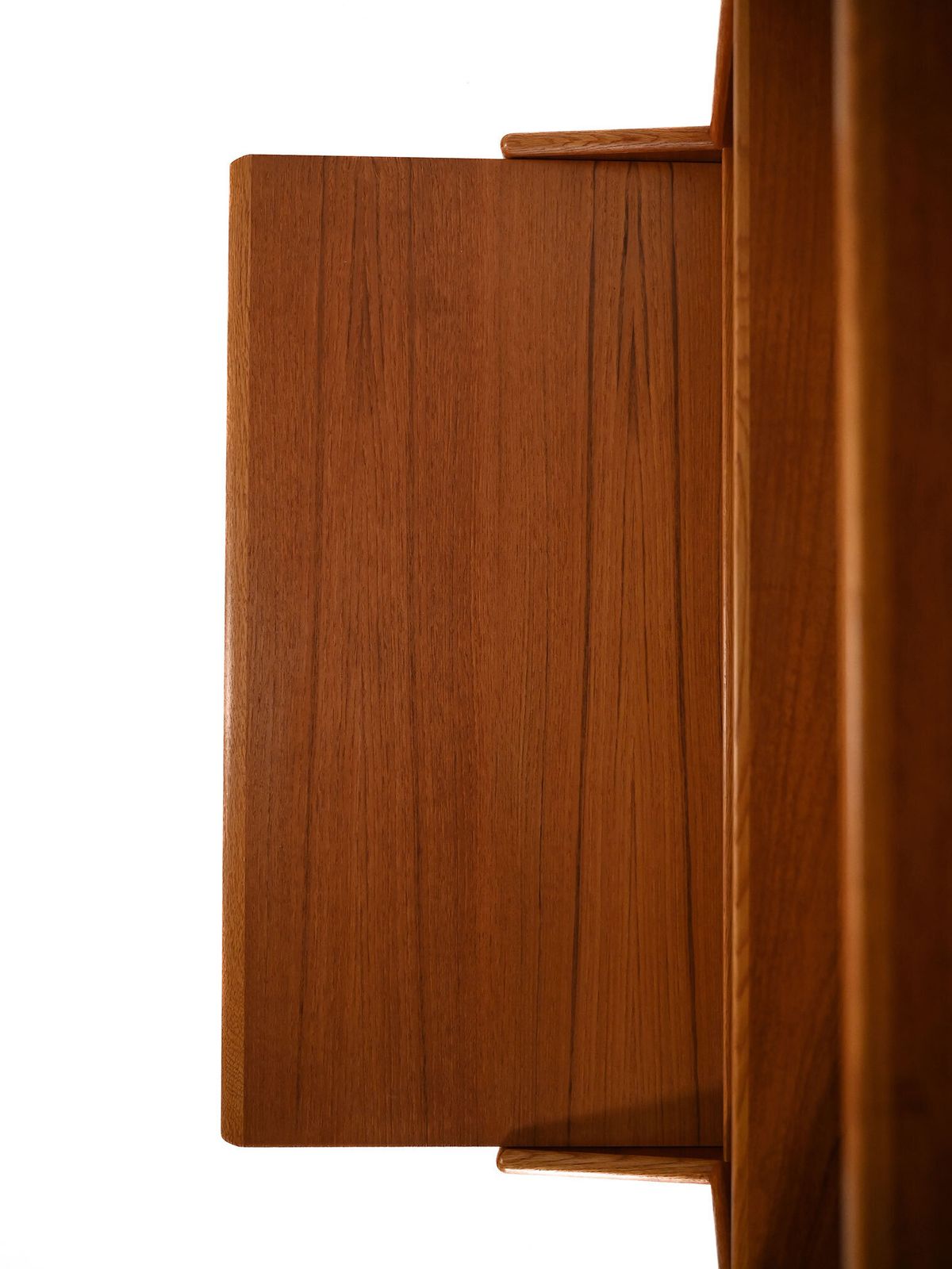 photo furniture Scandinavian Teak Bookcase With Suspended Drawers