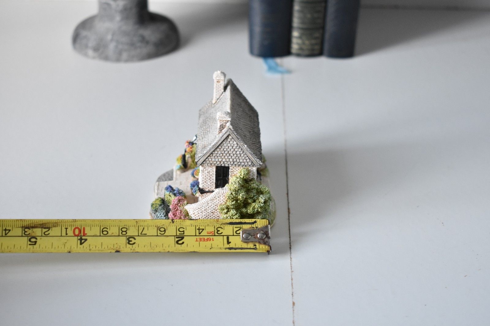 photo for sale Lilliput Lane The Crooked House L3001 The British Collection Boxed And Deeds