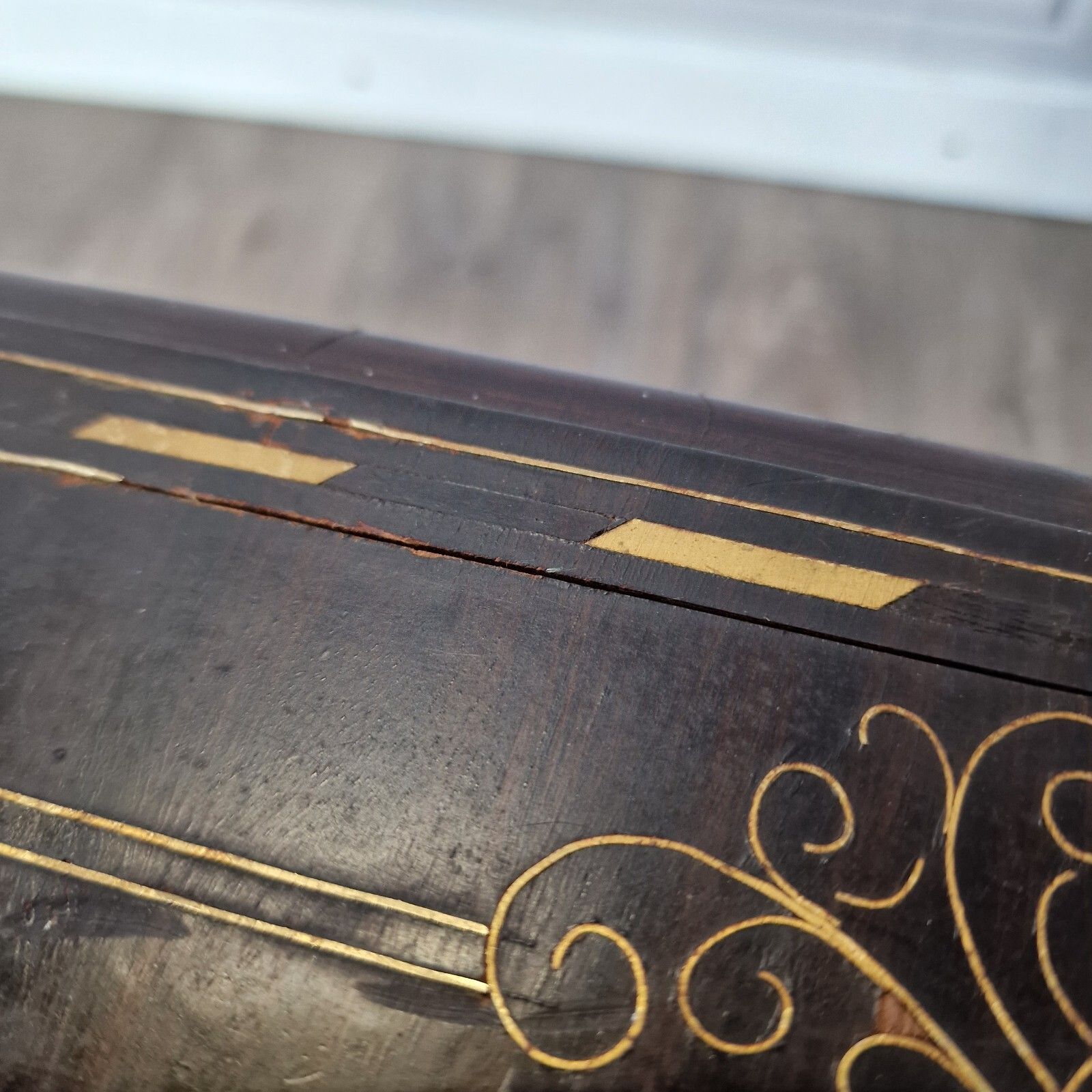 Antique Vintage Coffee Table Brass Inlaid Floral Decorative Queen Anne Wooden photo vintage