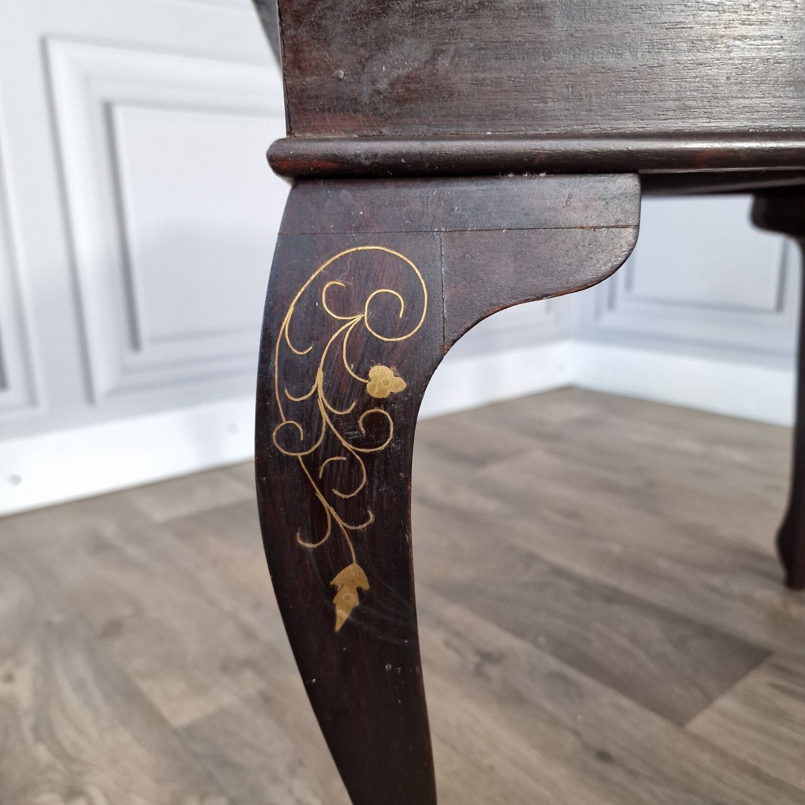170.0 Antique Vintage Coffee Table Brass Inlaid Floral Decorative Queen Anne Wooden photo
