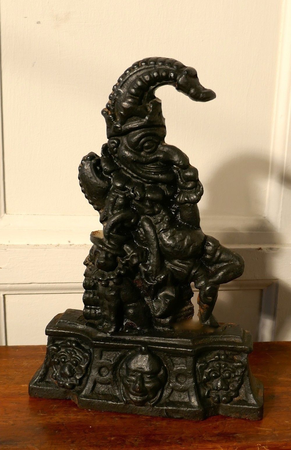 19th Century Cast Iron Mr Punch Door Stop photo 300.0