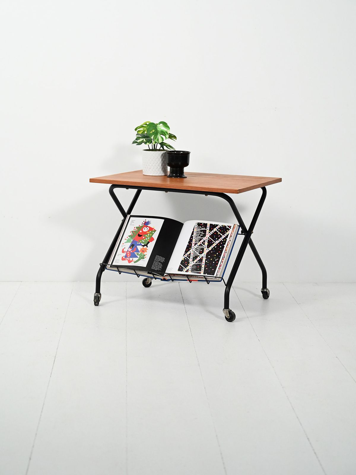 Scandinavian Coffee Table With Magazine Rack, 1960s–70s