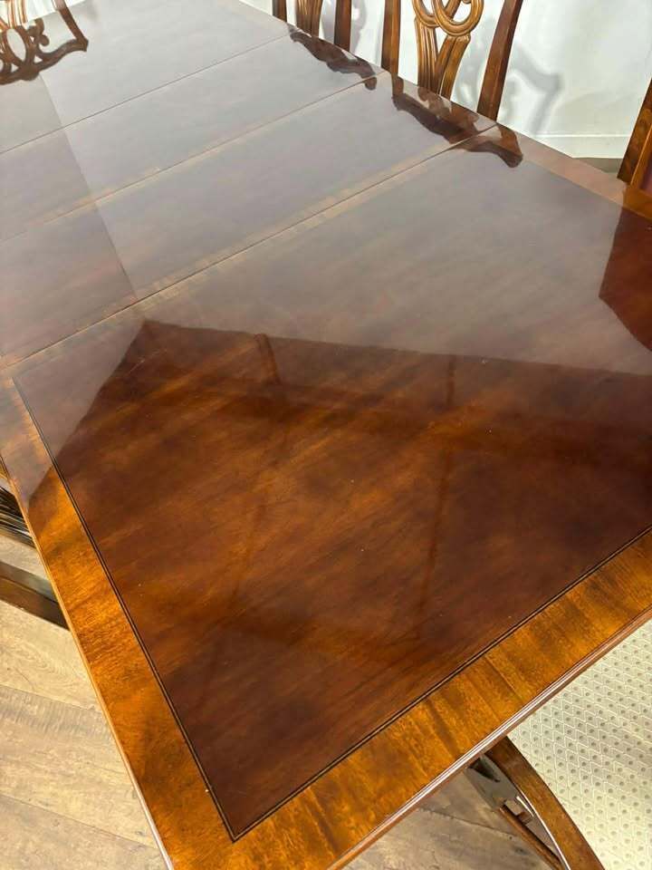 photo vinterior Reproduction Mahogany Twin Pedestal Dining Suite