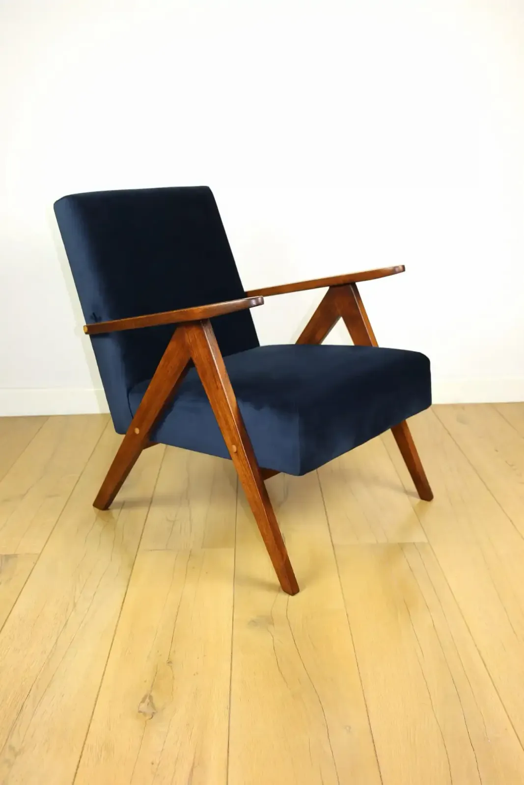 Classic Armchair Var B 310 1960s Vintage Navy Blue Velvet   Dark Wood photo Furniture