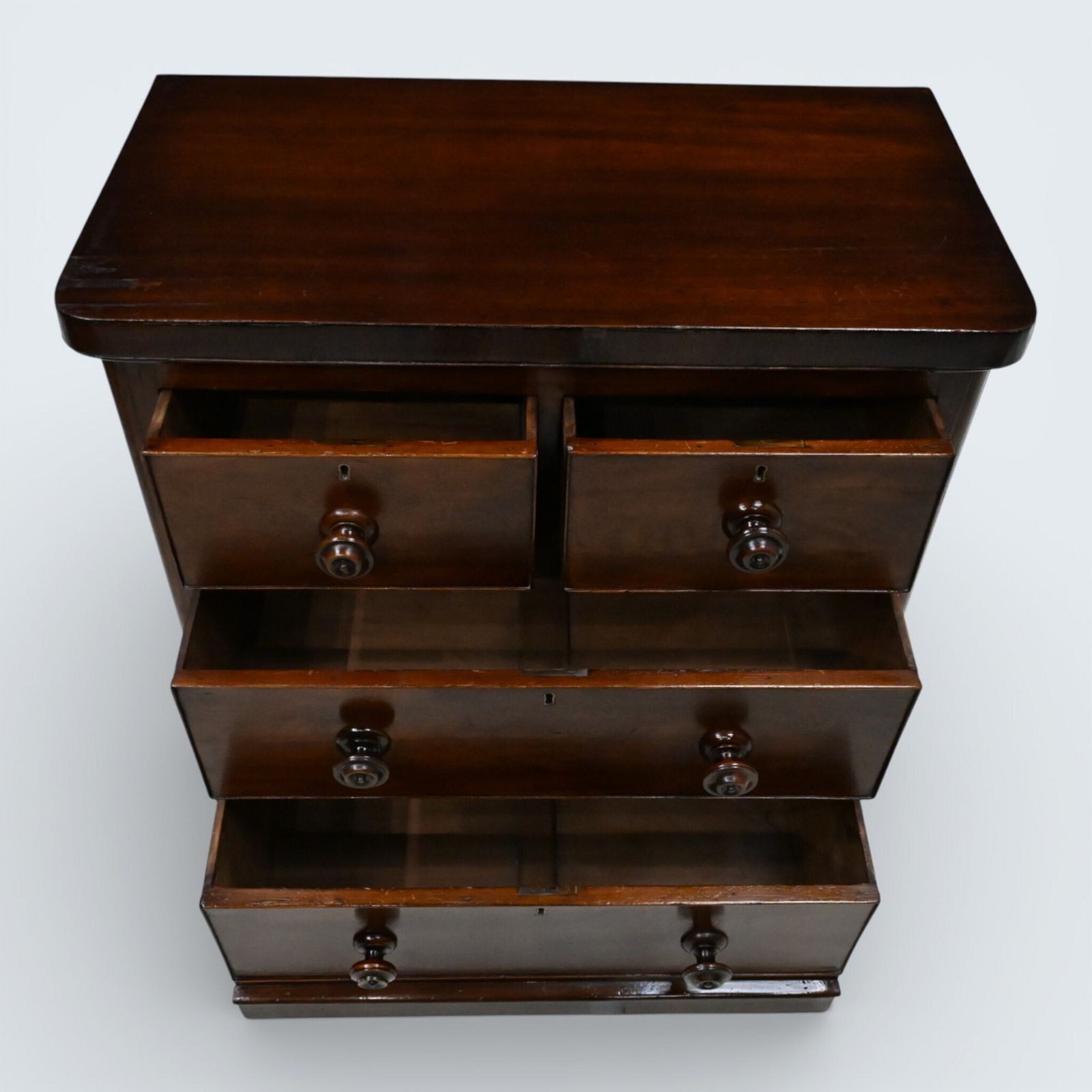 Furniture Small Victorian Mahogany Chest Of Drawers 3 Graduated Drawers Free Delivery* photo