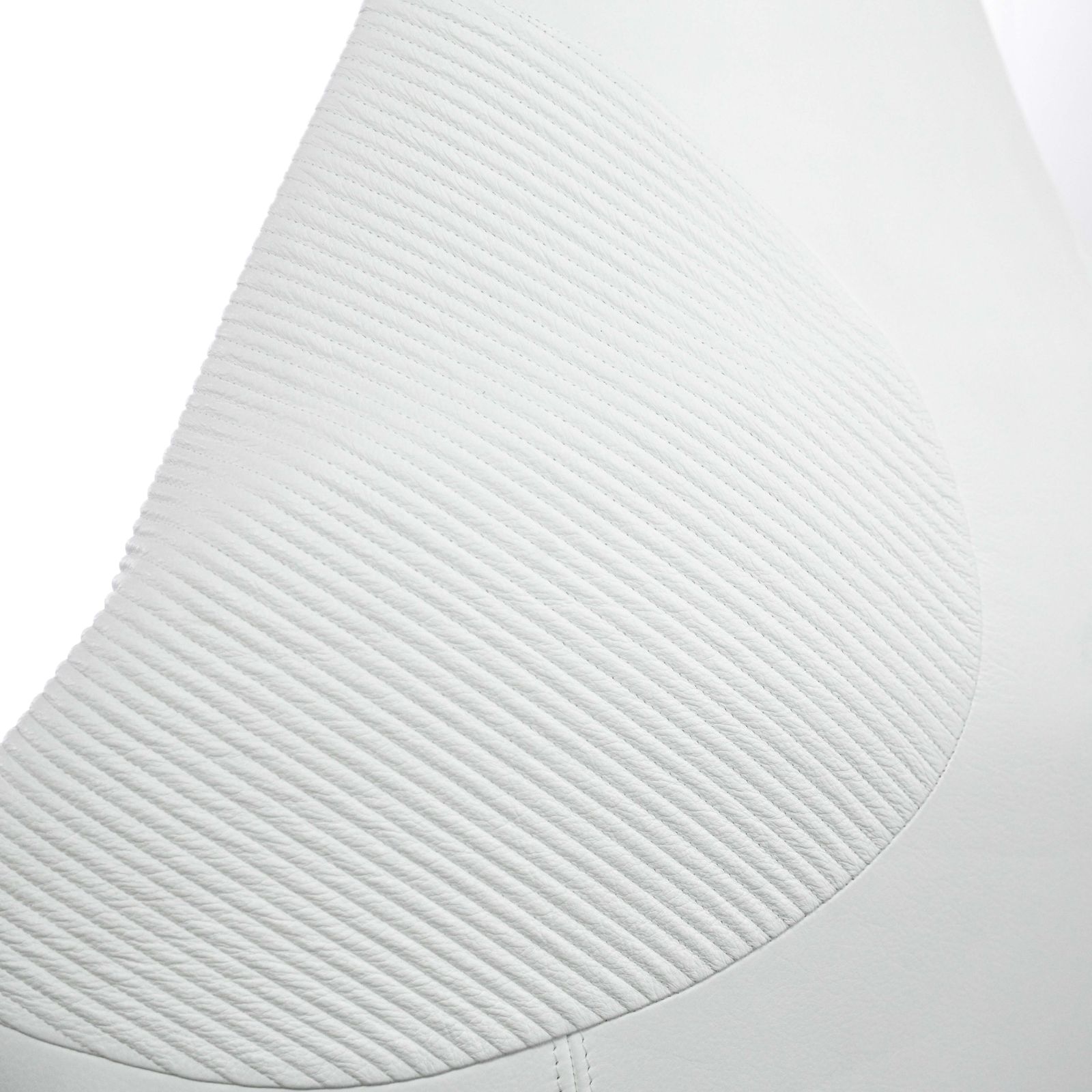 photo vinterior Hal Lounge Chair In White Leather Designed By Marc Sadler For Cassina