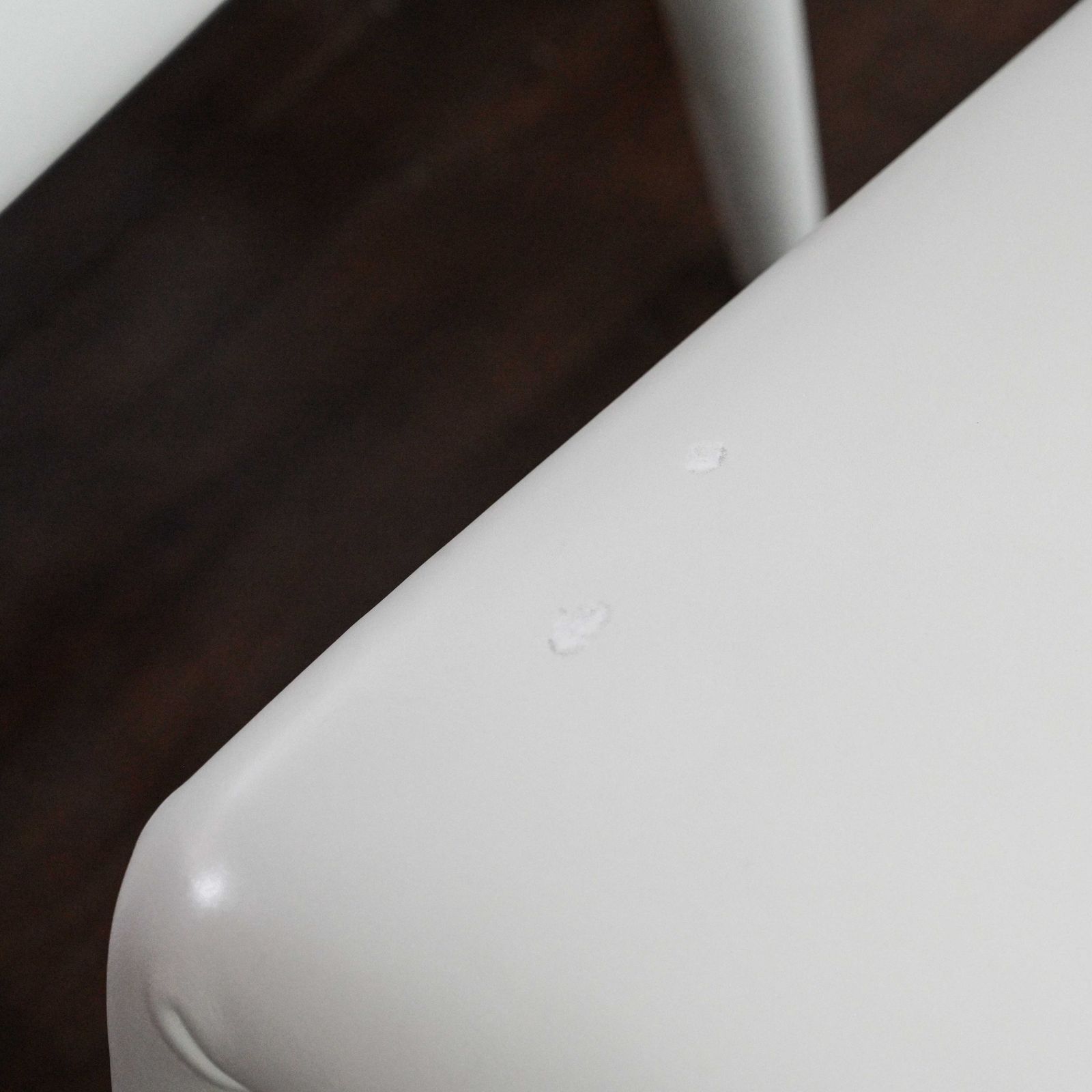 Set Of 4 Vol Au Vent Chairs In White Leather Designed By Mario Bellini For B&B Italia photo furniture