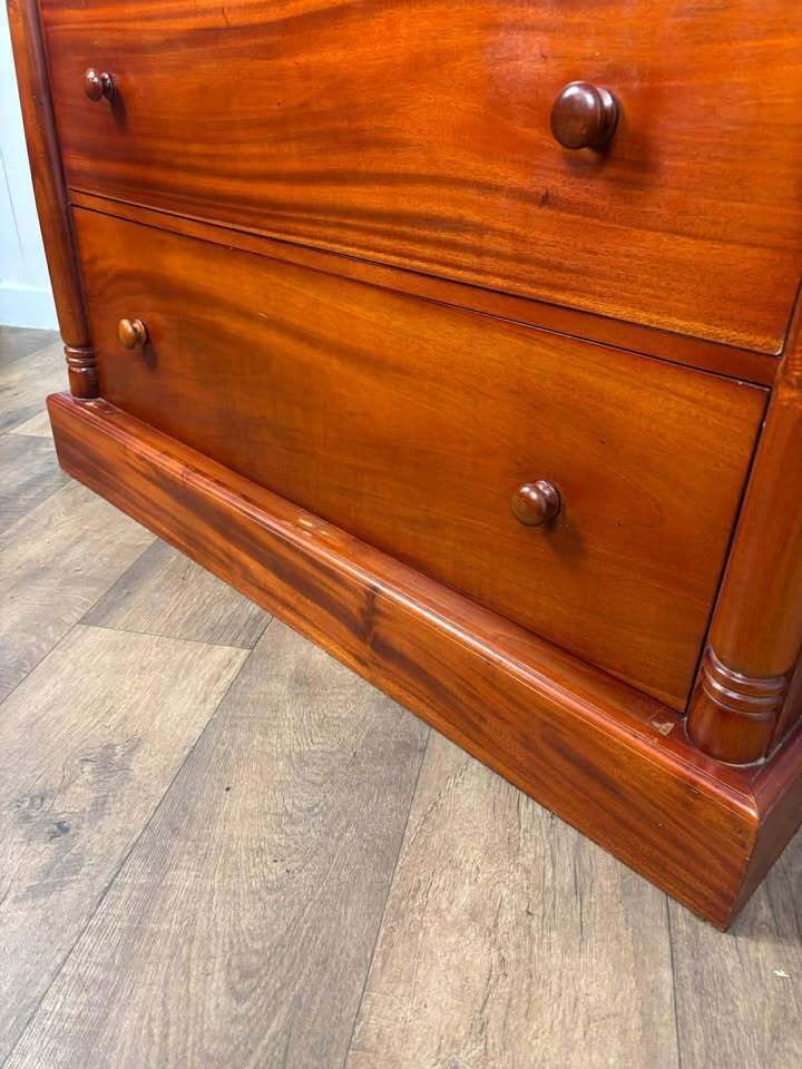 photo furniture Reproduction Victorian Style Mahogany Six Drawer Bedroom Chest