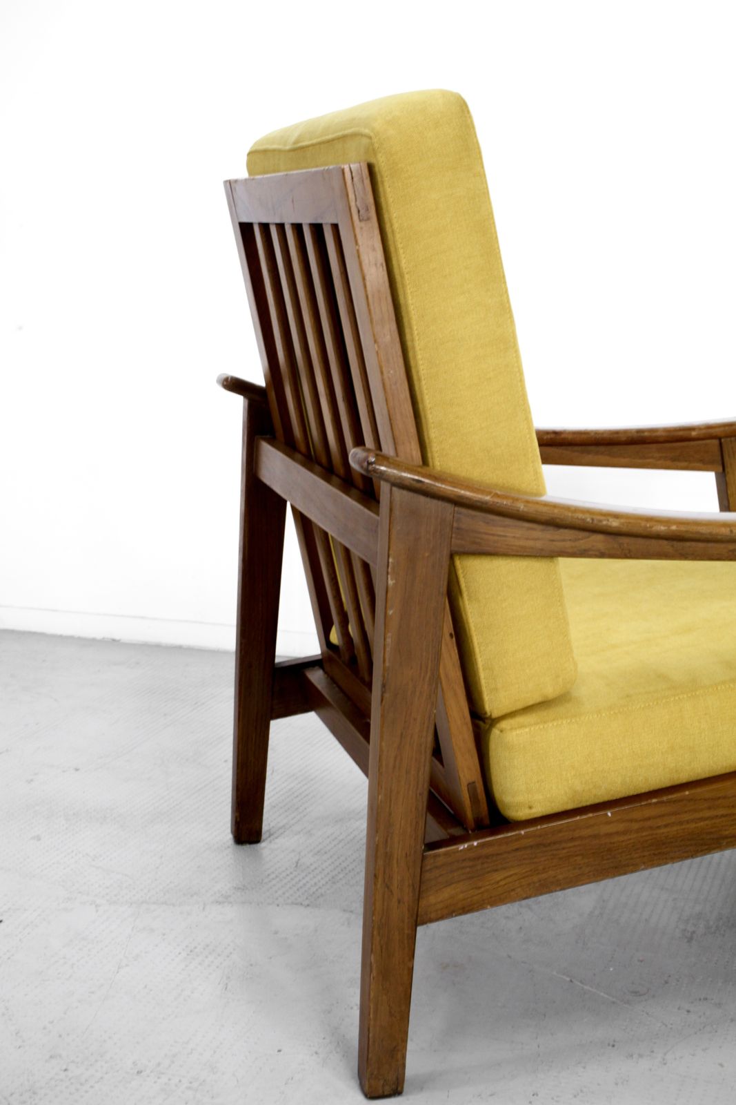 Midcentury Italian Armchair In Teak And Mustard Velvet. photo vintage