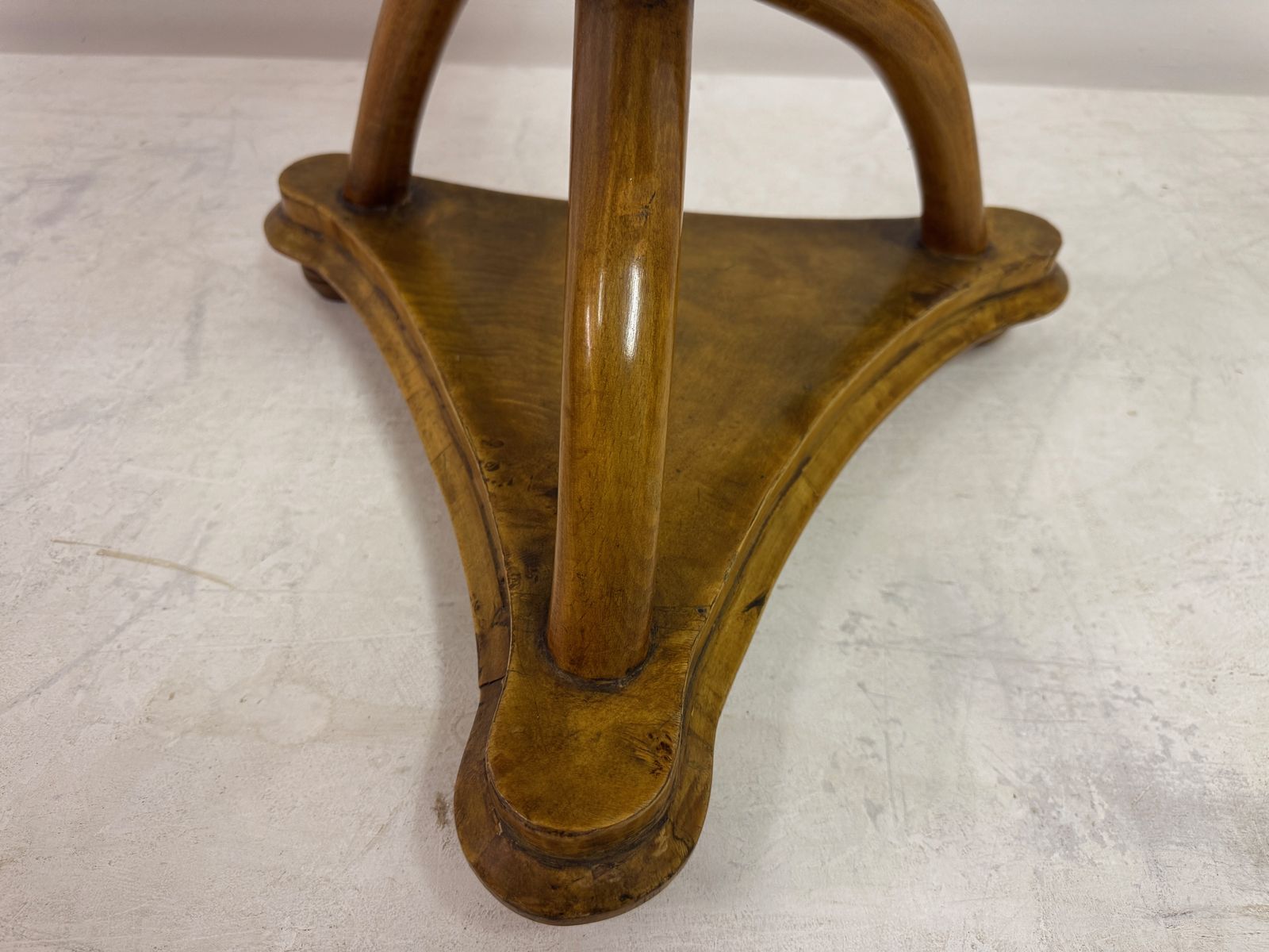 Early 20th Century Italian Burr Wood Occasional Table photo Furniture