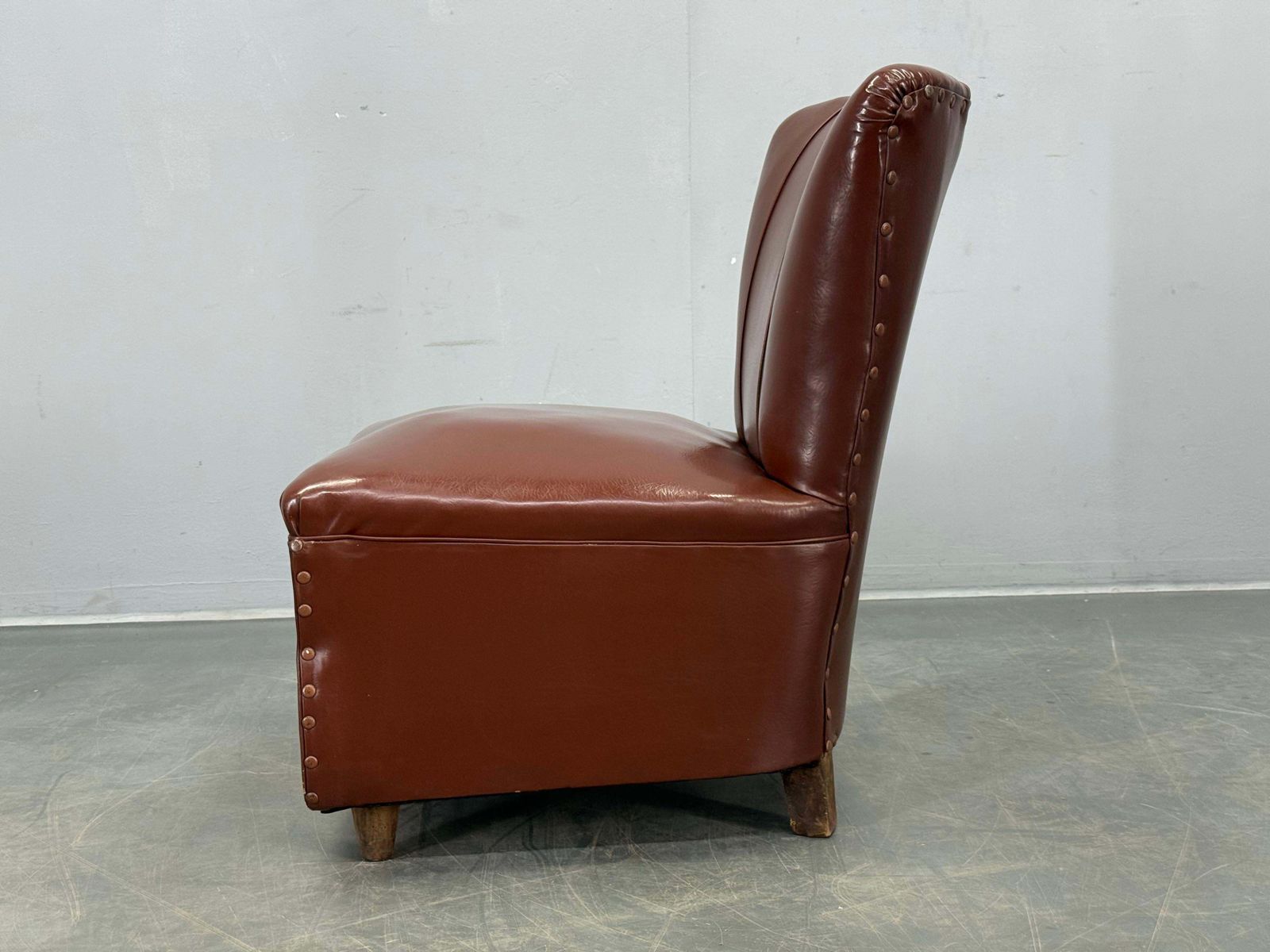 388.0 1950s Italian Mid Century Leatherette Lounge Chair photo