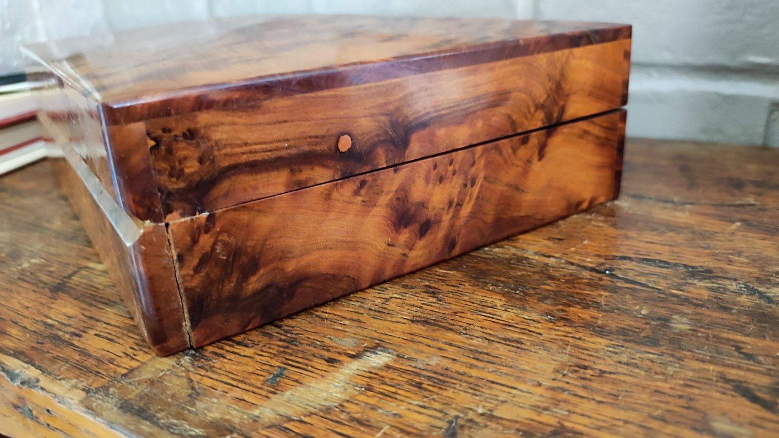 photo vinterior Art Deco Burl Wood Rectangular Lidded Box