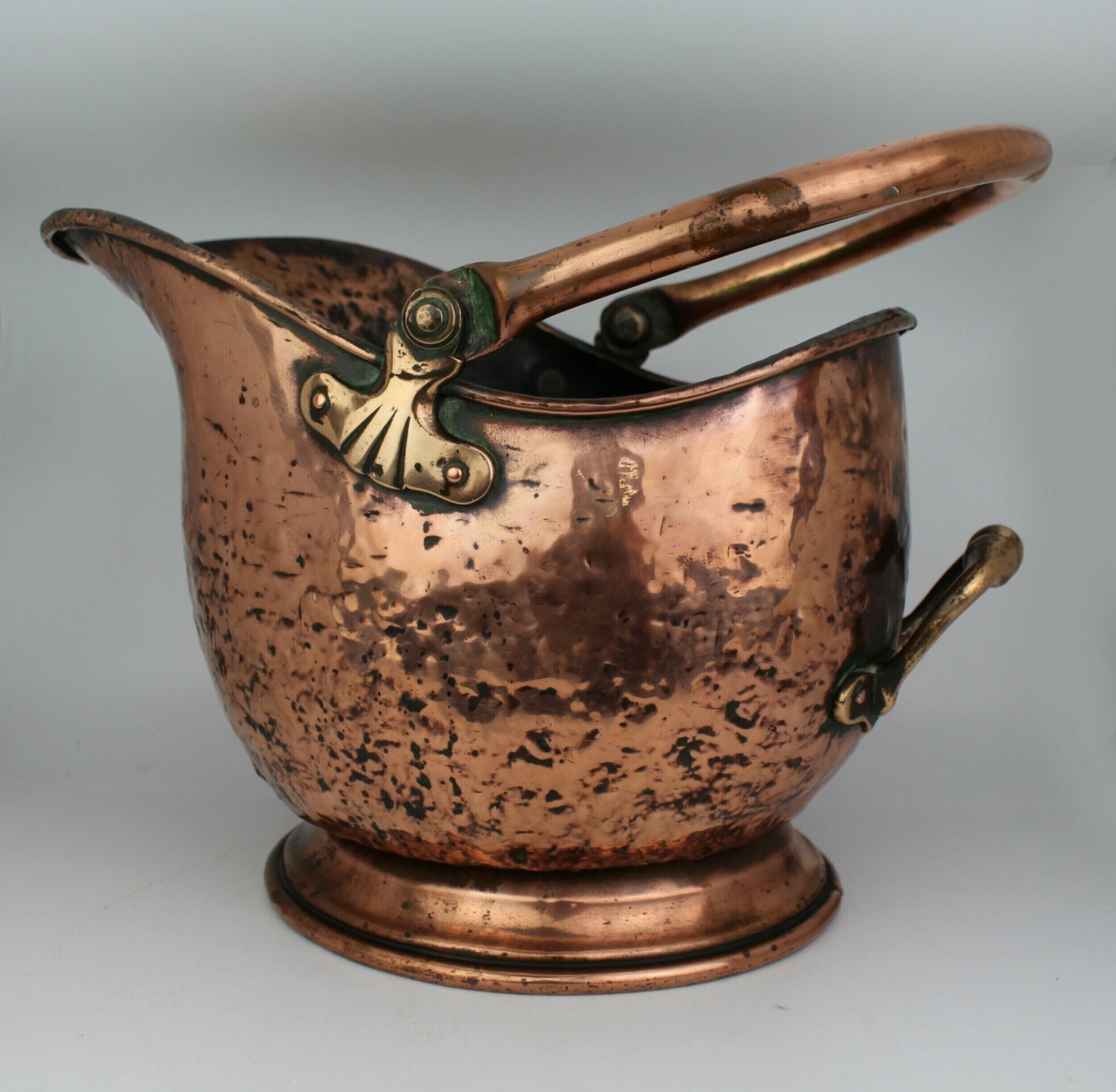 Victorian Helmet Shaped Copper Coal Scuttle photo Home Fixtures