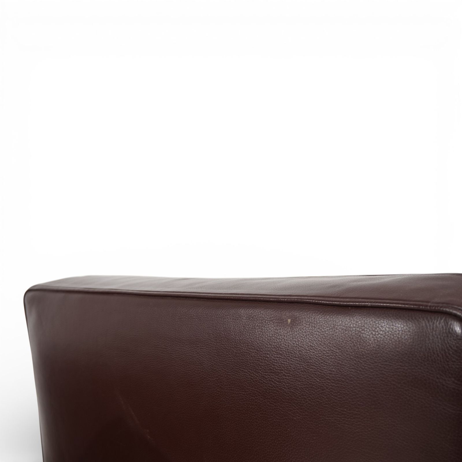 photo buy Set Of 2 B&B Italia Maxalto Apta Imprimatur Leather Armchairs By Antonio Citterio, 1999