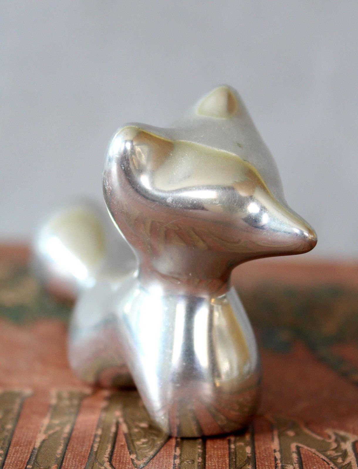 Vintage Hoselton Canada Fox Figurine, Polished Aluminum, Signed Numbered 1586, Modernist Abstract Stylized Sculpture photo 66.0